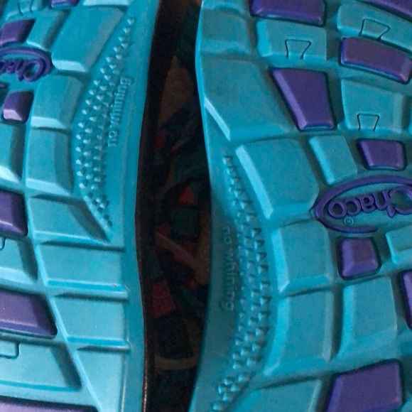 New Chacos- multiple sizes - Picture 2 of 4